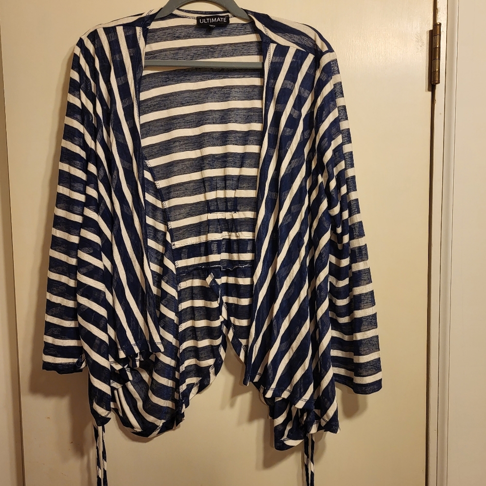 XL Ultimate blue and white striped open cover